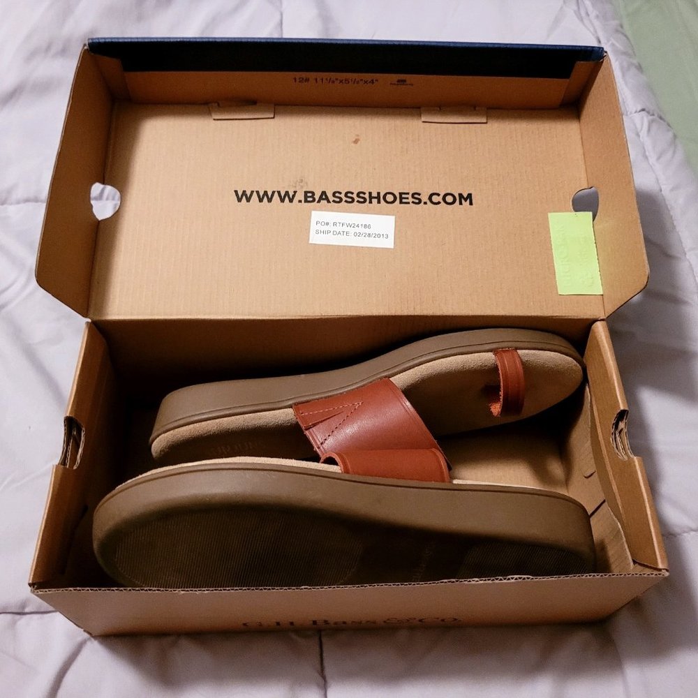 Bass & Co. Sandals  Size 7.5